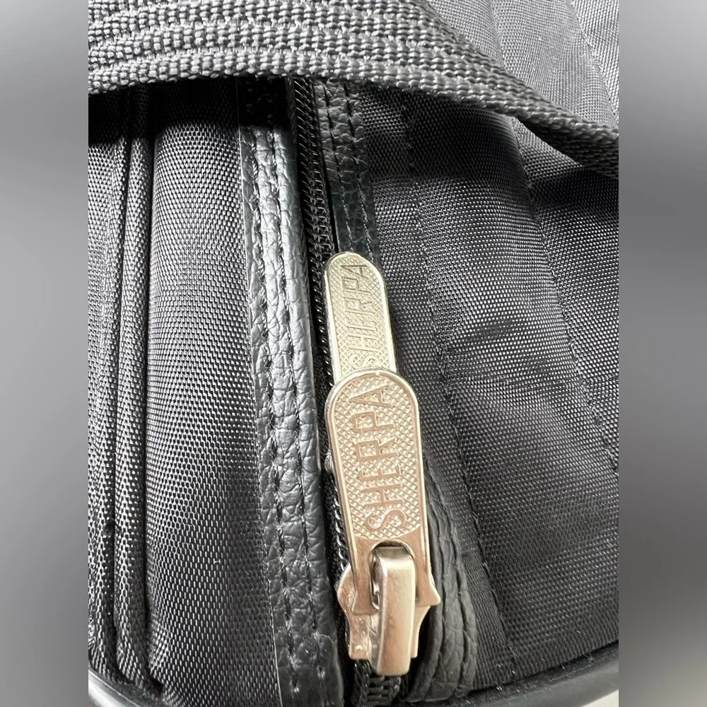 Sherpa Medium Pet Carrier